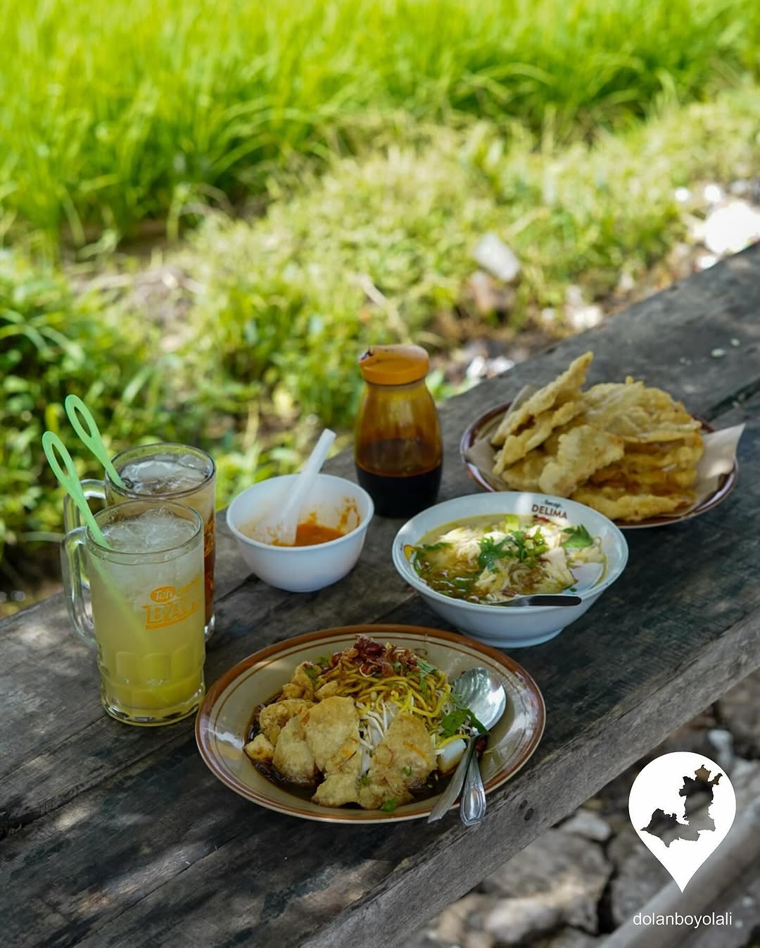 Galeri Soto dan Tahu Kupat 